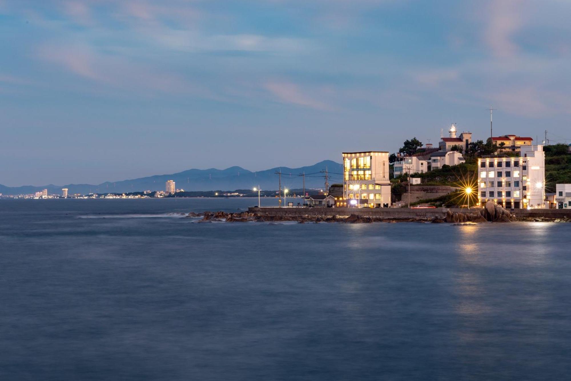 Gangneung Hue Pension Ocean View, Spa, Couple Exterior foto